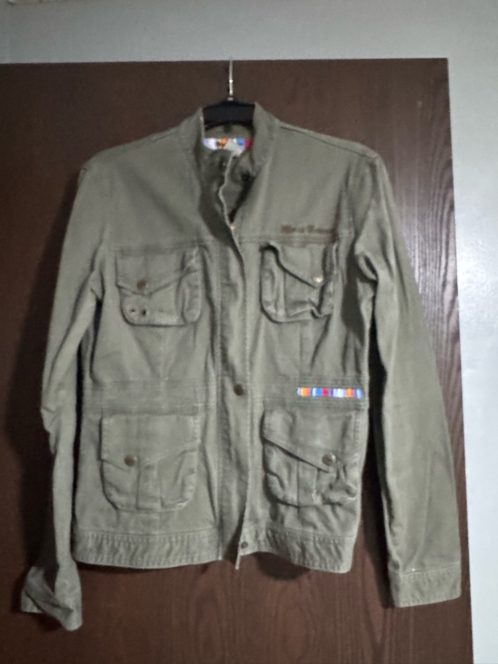 Women’s Olive Utility Jacket with Multi-Pocket Design